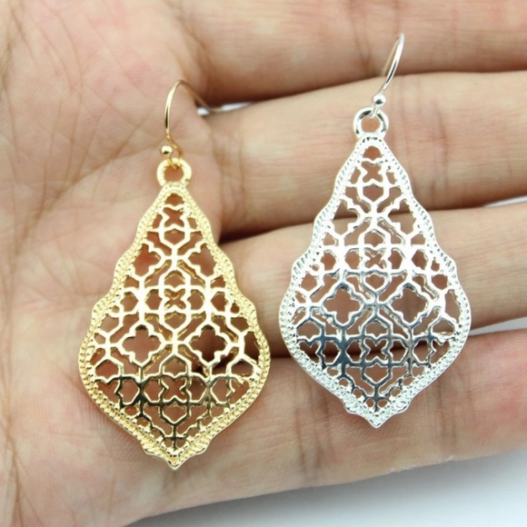 Gold boho filigree teardrop earrings NEW - Picture 2 of 2
